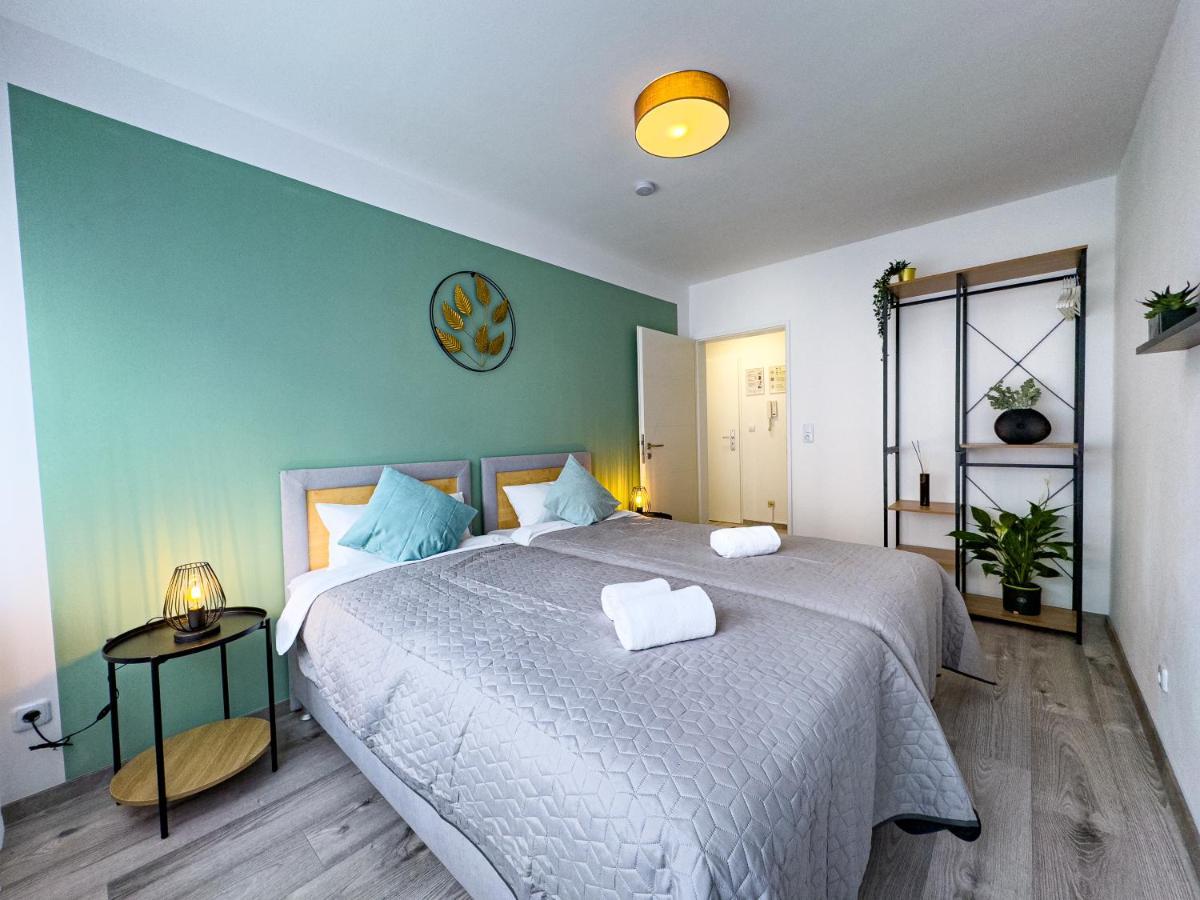 Immostay #6 - Ferienhaus 4 Zimmer Fuer 8 Personen, Wifi & Zentrum BRE エクステリア 写真