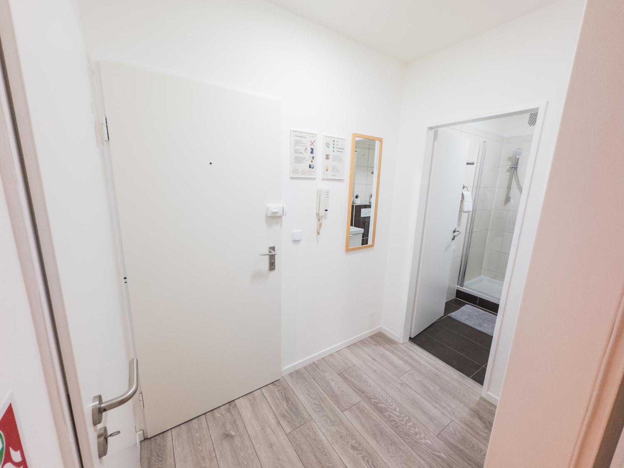 Immostay #6 - Ferienhaus 4 Zimmer Fuer 8 Personen, Wifi & Zentrum BRE エクステリア 写真