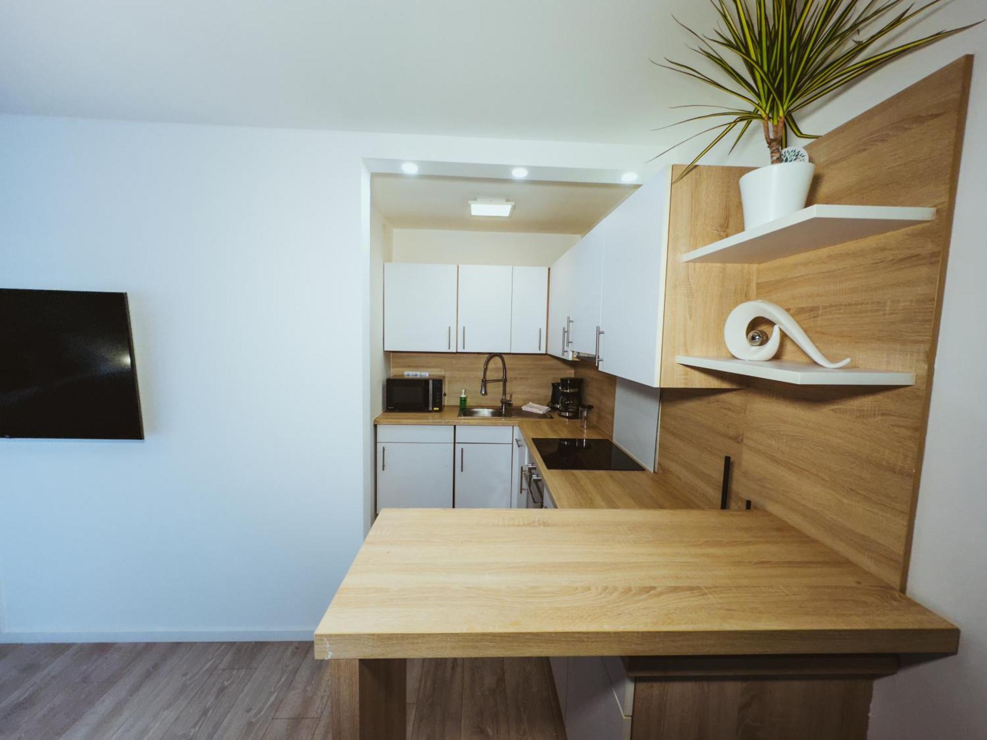 Immostay #6 - Ferienhaus 4 Zimmer Fuer 8 Personen, Wifi & Zentrum BRE エクステリア 写真